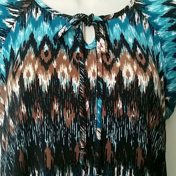 Cato Flutter Short Sleeve Top - Picture 2 of 8